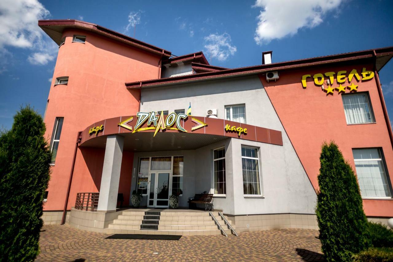 Dalos Sarny  Zewnętrze zdjęcie